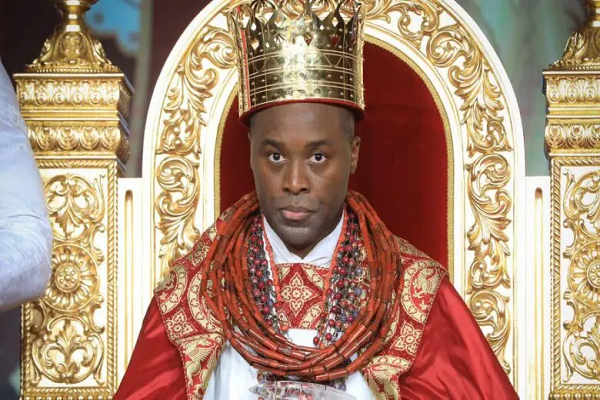 Olu of warri