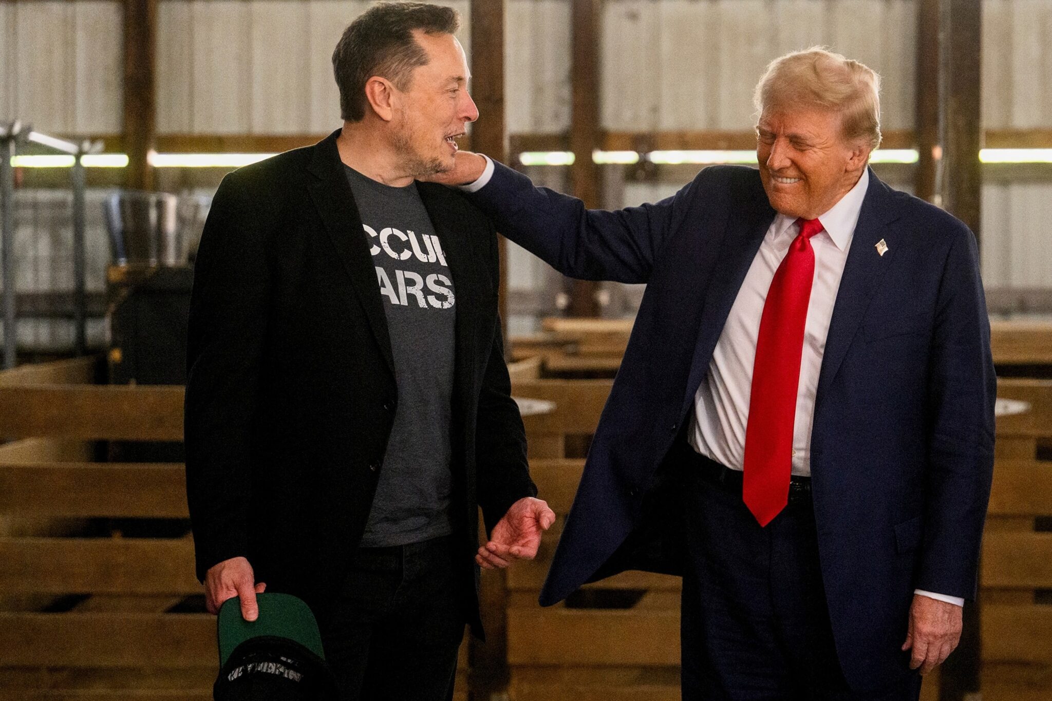 donald trump and elon musk 2048x1365 1